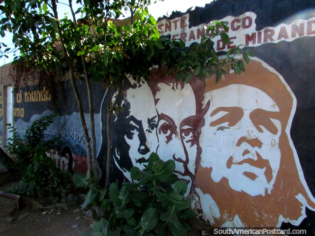 Che Guevara, Simon Bolivar, Francisco de Miranda, right to left, wall mural at La Vela de Coro. (640x480px). Venezuela, South America.
