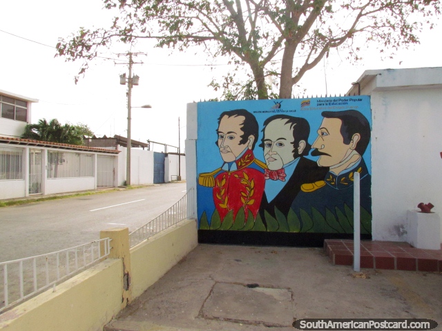 Pintura mural de 3 grandes hombres, Bolvar en rojo, en una escuela en Punto Fijo. (640x480px). Venezuela, Sudamerica.
