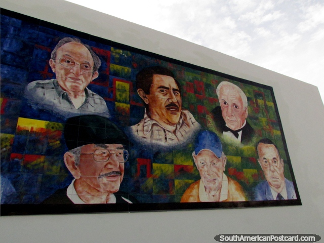 Primer plano de la cuarta parte de la pintura mural enorme de caras en Punto Fijo. (640x480px). Venezuela, Sudamerica.