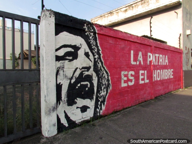 La Patria es el Hombre, pintura mural en Acarigua. (640x480px). Venezuela, Sudamerica.