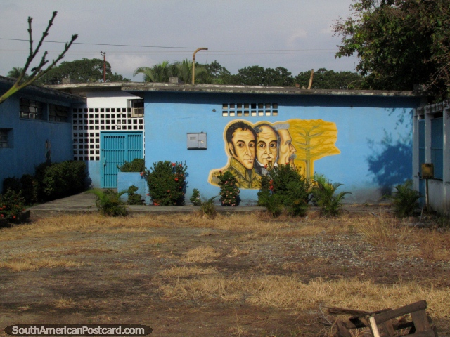 Mural dos 3 Mosqueteiros em uma escola em Acarigua. (640x480px). Venezuela, Amrica do Sul.