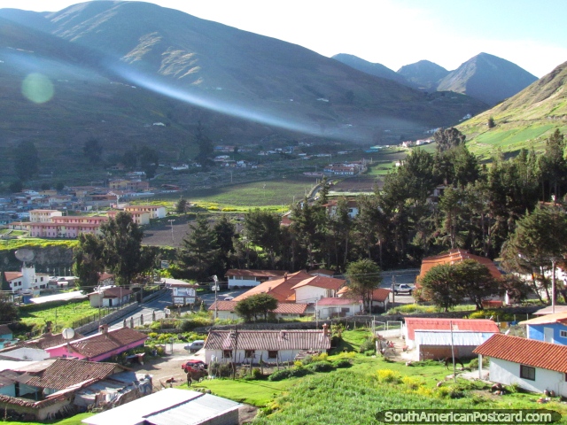 El valle de Apartaderos, 30 minutos en autobs a Mucuchies. (640x480px). Venezuela, Sudamerica.